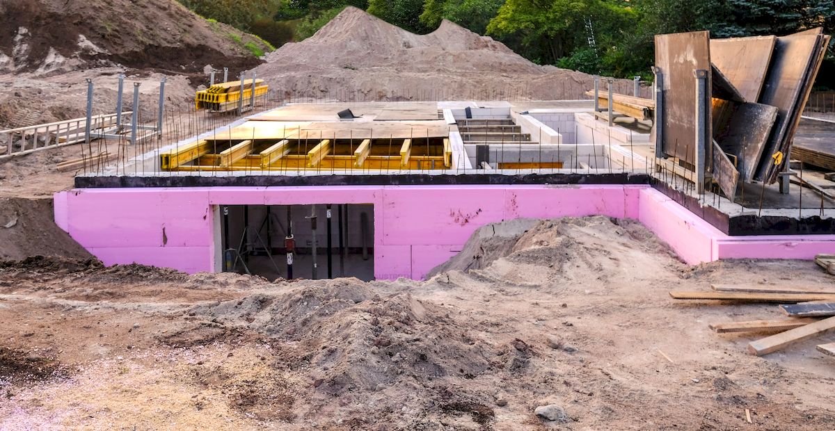 Zdjęcie porady - Izolacja fundamentów – jak dobrać skuteczną hydroizolację domu?